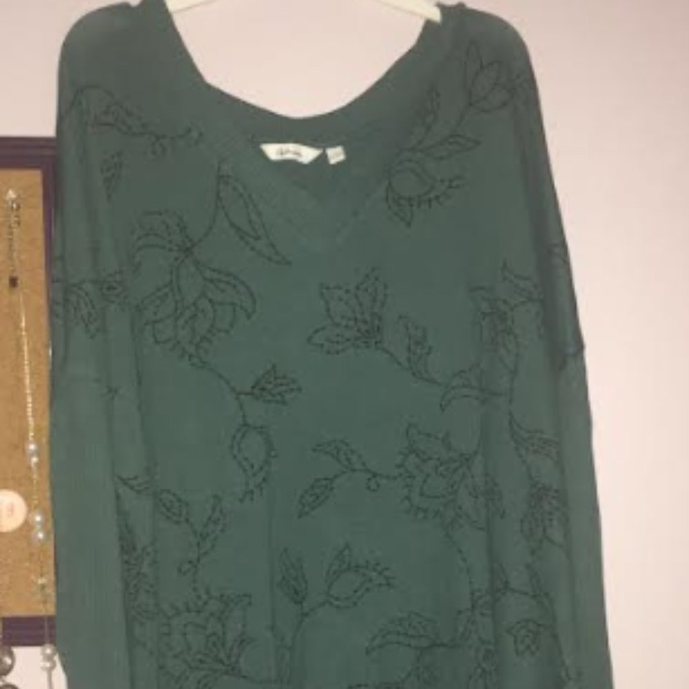 Green Full Sleeve Floral Shirt (Reitmans)